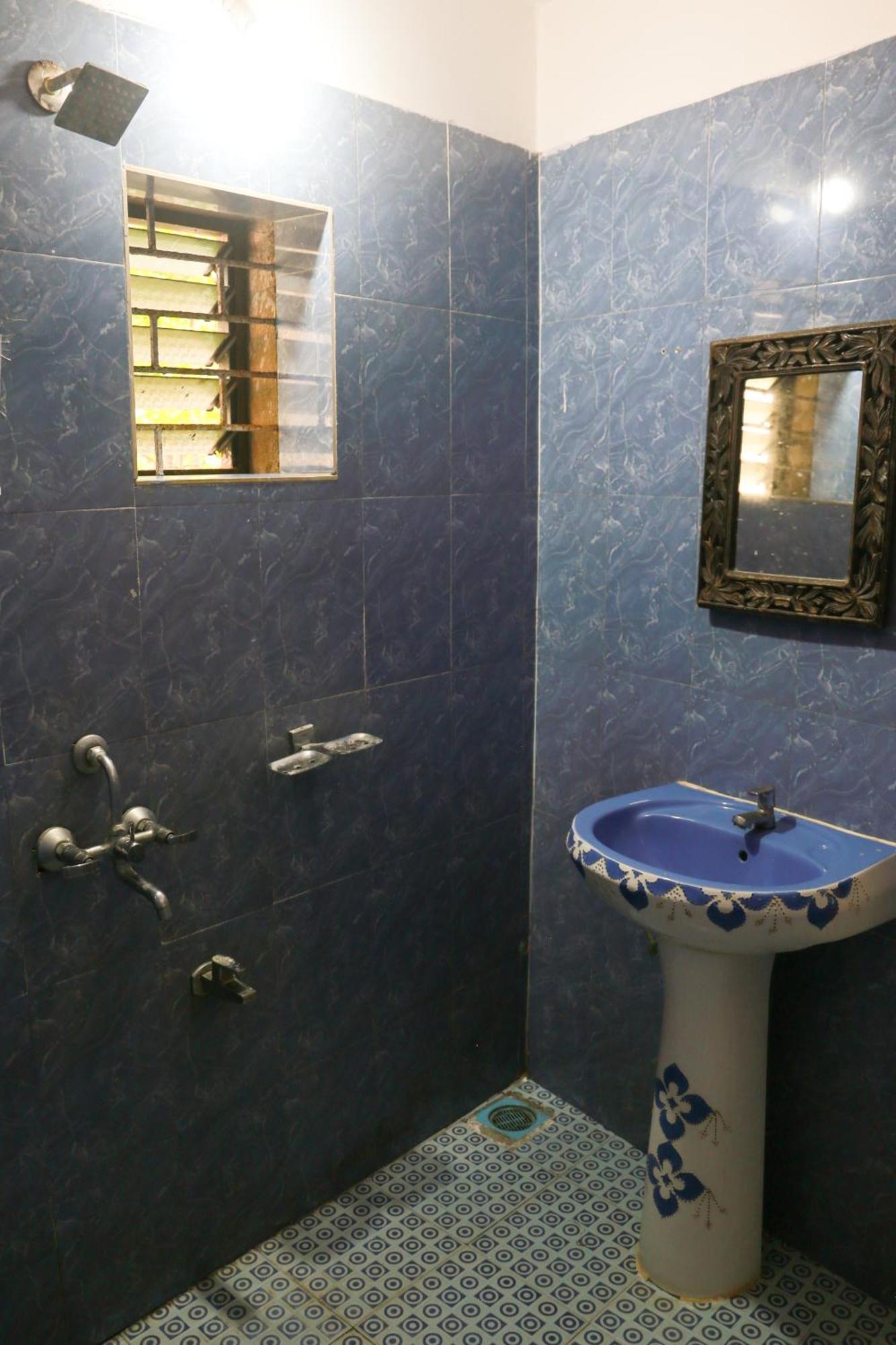 Kumbaya Beachside Hostel & Apartments At Arambol Beach מראה חיצוני תמונה